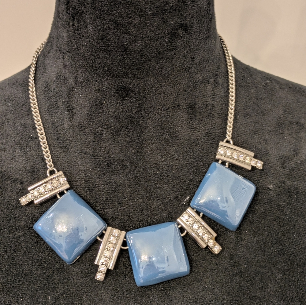 Women's Set Of 3 Necklaces And Earrings